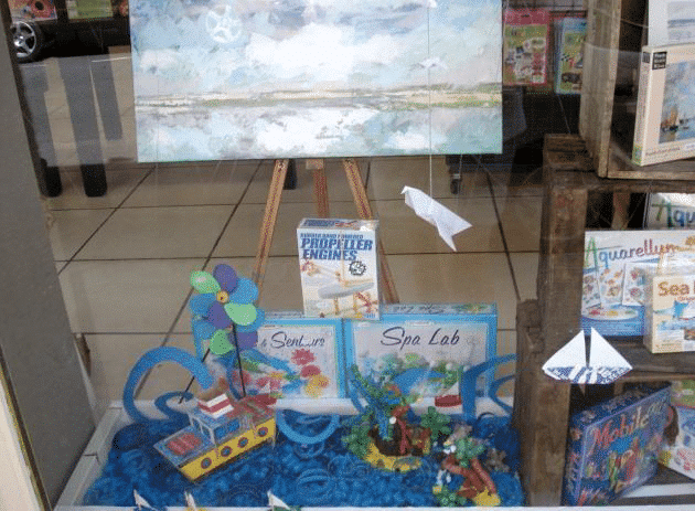 Vitrine sur le thème de la mer